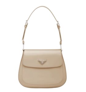 프라다[prada/블랙프라임]클레오 브러시드 레더 플랩 미디엄 숄더백(데저트)