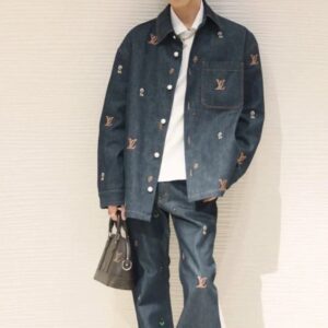 [국내배송]루이비통 멀티자수로고 데님 자켓