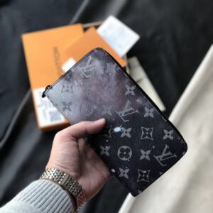 [국내배송]루이비통 갤럭시 브라짜 월릿 지퍼장지갑