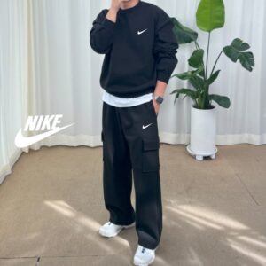 [국내배송]나이키 자수로고 카코 합포 레이 맨투맨 세트