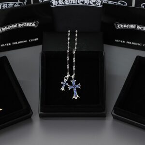 [국내배송]크롬하츠 CH 타이니 크로스 파베다이아 펜던트 목걸이