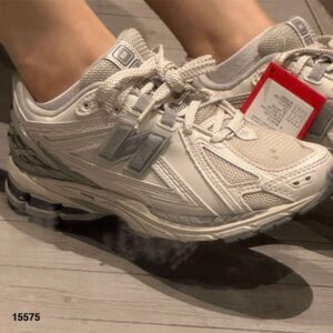 [국내배송]뉴발란스 1906RE 레인클라우드 아이보리