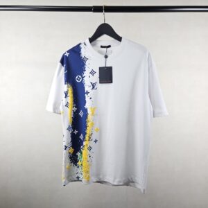 [국내배송]루이비통 LV 모노그램 엠보프린팅 라운드 티셔츠 남여공용