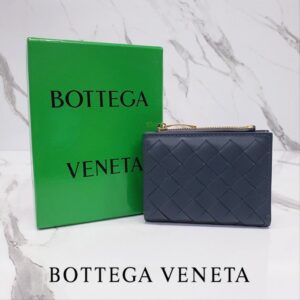 [국내배송]보테가 베네타 인트레치아토 폴더형 반지갑