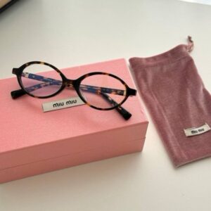 [국내배송]미우미우 리가드 선글라스