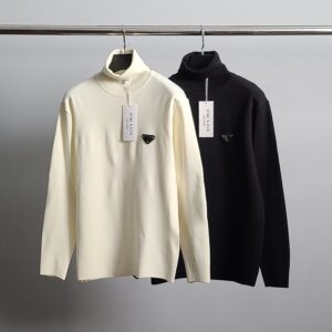 [국내배송]프라다 로고와펜 터틀넥 니트