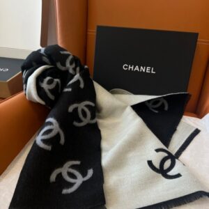[국내배송]샤넬 멀티로고 머플러