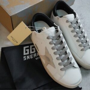 [국내배송]골든구스 24ss 메탈 스터드 슈퍼스타 블랙탭