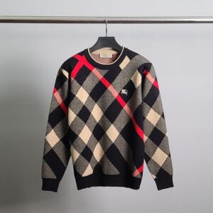 [국내배송]버버리 기사자수 사선체크 니트